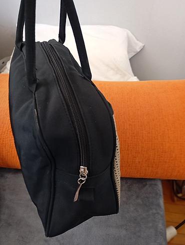 Putni koferi i torbe: Set torbi i tašni – više modela - Elegantna crna tašnica sa metalnim — 15