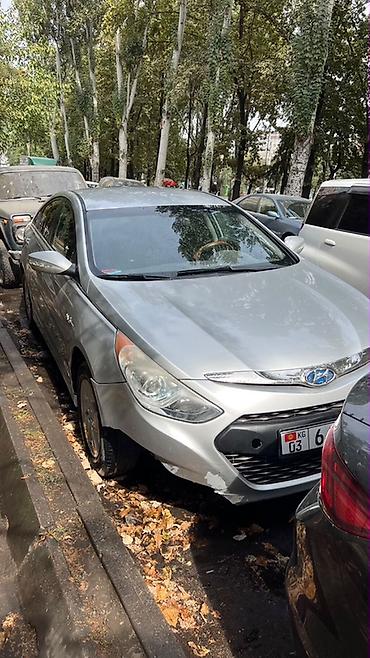 audi 4: Hyundai Sonata: 2012 г., 2.4 л, Автомат, Гибрид, Седан — 6