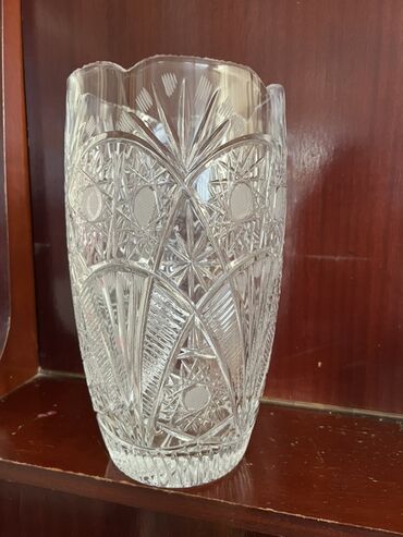 tort üçün şekiller: Bir vaza