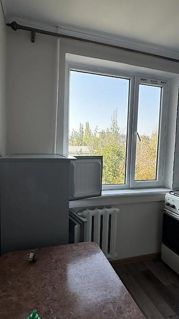 квартира с животными: 3 комнаты, ул. Боконбаева / Гоголя Агентство недвижимости, Только парням, от 1 месяца, от 3 месяцев, от 6 месяцев, С мебелью полностью — 4