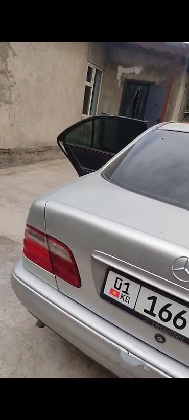 bud e9: Mercedes-Benz E-Class: 1997 г., Седан — 3