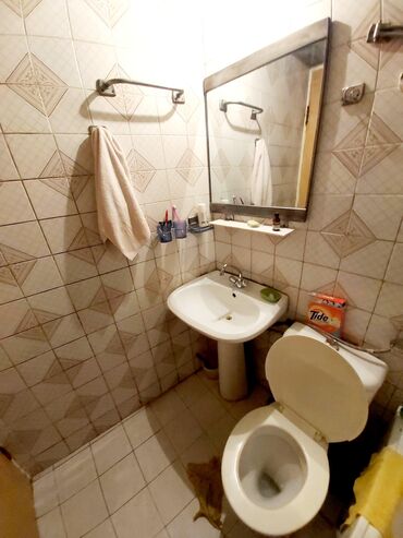 Uzunmüddətli kirayə mənzillər: Sahil metrosuna yaxın məsafədə yerləşən, yaxşı təmirli 2 otaqlı — 8