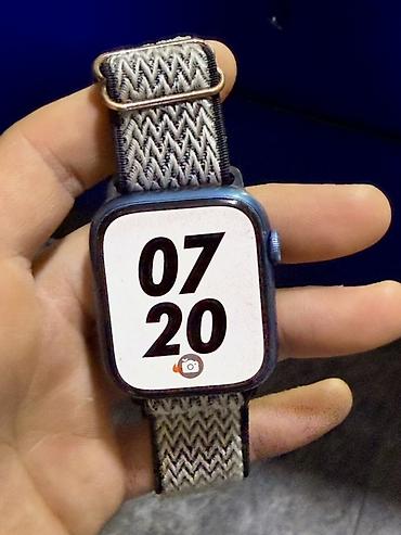 sazz problem: Apple Watch Series 7. 44mm mavi alüminium korpus, toxumalı elastik — 1