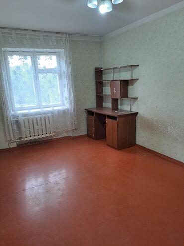 продаю квартиру малосемейка: Продаю 2х комнатную квартиру Парк Ата Тюрк Кирпичный дом 45м2 На 3/4