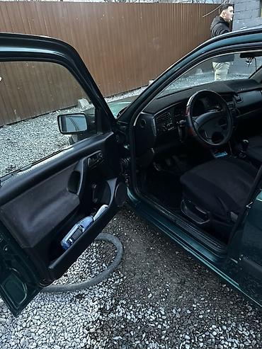 Volkswagen: Volkswagen Golf: 1995 г., 1.6 л, Механика, Бензин, Хэтчбэк — 5