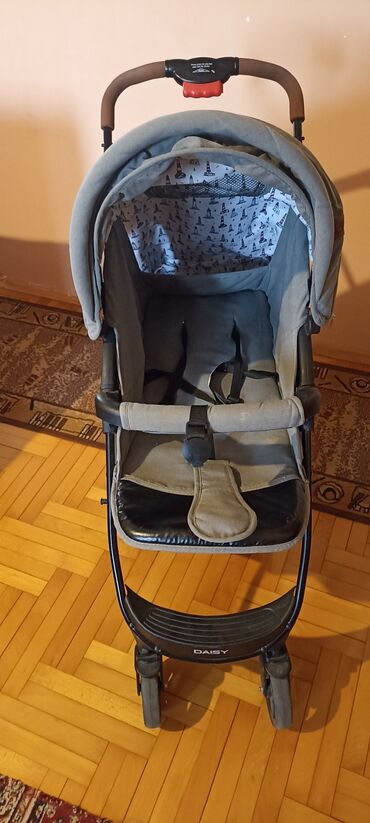 Prams & Strollers: Kolica malo koriscena ocuvana kao nova, nosiljka koriscena jednom za