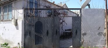 Həyət evləri və villaların satışı: 4 otaqlı, 90 kv. m, Kredit var, Orta təmir