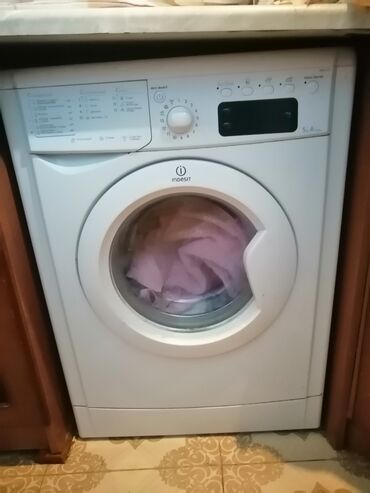 kreditle paltaryuyan masinlar: Paltaryuyan maşın Indesit, 5 kq, İşlənmiş, Avtomat, Qurutma var, Kredit yoxdur