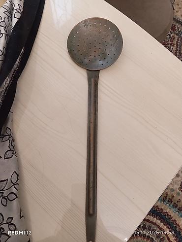 makaron: Mətbəx üçün metal süzgəc qaşıq (delikli kepçe) - Material: möhkəm — 1