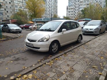 Honda: Honda Fit: 2002 г., 1.3 л, Вариатор, Газ, Хэтчбэк