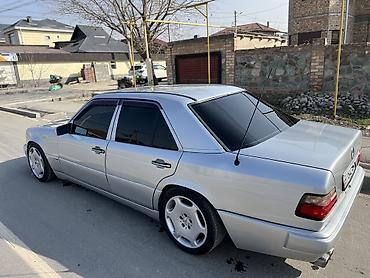 Mercedes-Benz: Mercedes-Benz E-Class: 1995 г., Автомат, Бензин — 6