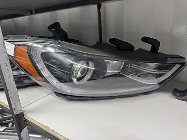 блок фара: Фара передняя (левая) для Hyundai Elantra, модельный год около 2016 — 1