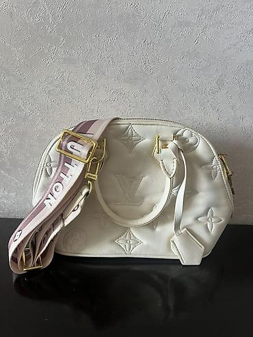 Çantalar: 🆘Premium class model🆘 Louis Vuitton Alma çantası – ağ rəng, monoqram — 1