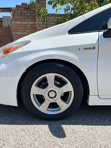 тойота приус ош: Toyota Prius: 2016 г., Гибрид, Хэтчбэк — 6