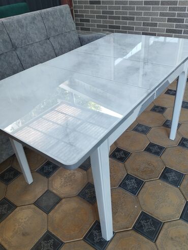 Кухонные столы: Стол керамической. столы привозные. ношки железные столешница at lalafo.kg — 5 Кухонные столы: Стол керамической. столы привозные. ношки железные столешница — 5