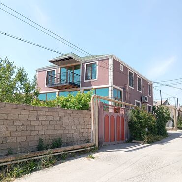 quba frame evlər: 5 otaqlı, 240 kv. m, Kredit yoxdur, Orta təmir