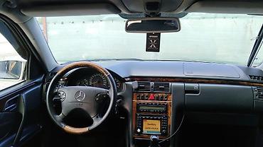 lada 2113: Mercedes-Benz E-Class: 2003 г., 3.2 л, Автомат, Газ, Универсал — 7