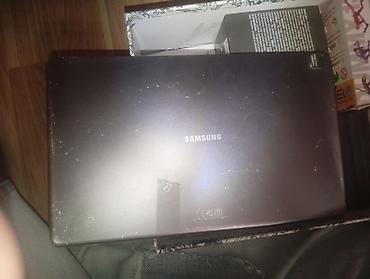 ipone 14 dubay: Samsung a7 planşet – metalik gövdə, arxa tərəfdə kamera və “Samsung” — 1