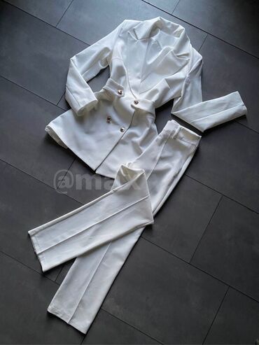 Kompleti: New,,Royal Dreamer’’Suitvelicine:36/38/40/42/44/46 Boje:Crna Bela — 13