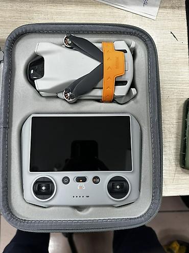 Квадрокоптер DJI MINI 3 с пультом и флеш картой на 128gb - Сложенный