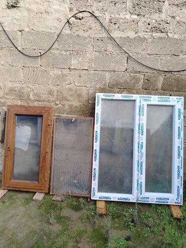 Потолок: Ağ pəncərə 50 azn,qəhvəyi pəncərə 80 AZN, zəng vura bilərsiz