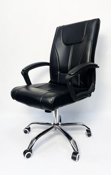 офисное кресло для руководителя: Офис креслолор, Жаңы, Дөңгөлөктүү, түсү - Кара, Экокожа, Бөлүп төлөө менен, Акысыз жеткирүү