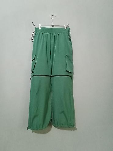 Kişi geyimləri: Xl-42 Yaşıl rəngli unisex cargo şort-şalvar (2-si 1-də dizayn): - — 1
