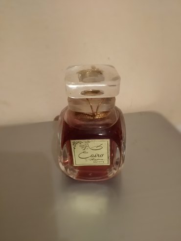 ersag etirleri: Arab parfumu 50 ilden cox yawi var