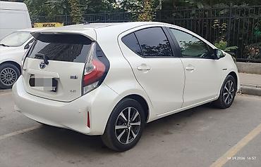 Toyota: Toyota Aqua: 2018 г., 1.5 л, Вариатор, Гибрид, Хэтчбэк — 4