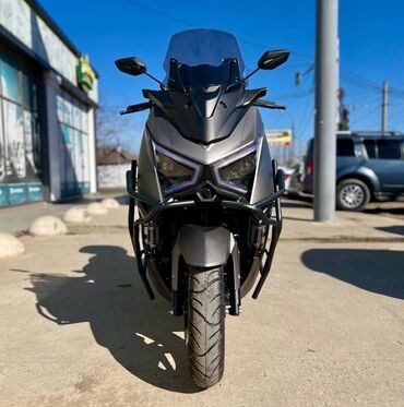 Скутеры: Макси-скутер Yamaha, 175 куб. см, Бензин, Новый, В рассрочку