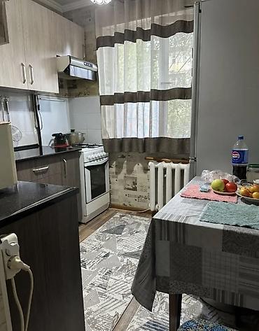 продаю 3кв 9мкр: 2 комнаты, 45 м², 3 мкр 104 серия, 1 этаж — 8