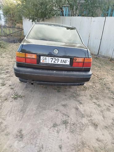 Volkswagen: Volkswagen Vento: 1992 г., 1.8 л, Механика, Бензин, Седан — 1