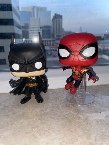 alcatel pop 4: Batman və Spiderman kuklasi. Funko pop