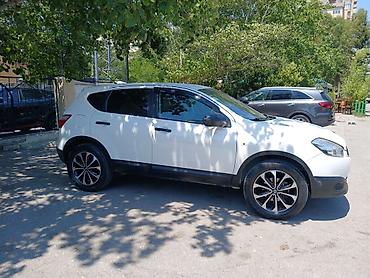luaz satilir: Nissan Qashqai: 2 l | 2010 il Krossover — 5