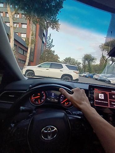 машина 2025: Toyota Camry: 2026 г., Седан — 2