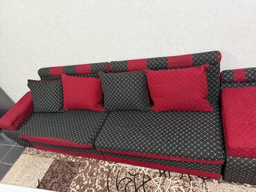 Мебель: Прямой диван, Б/у, Одноместный