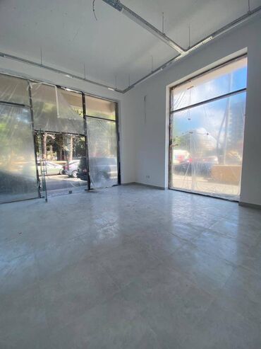 Kommersiya daşınmaz əmlakının satışı: Əhmədli metrosunun yanında, 16 mərtəbəli yeni binanın 1 ci — 4