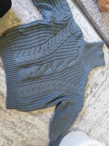 рейлы для одежды: Женский свитер