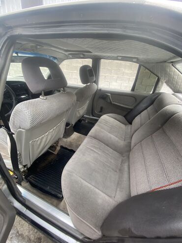 Opel: Opel Omega: 1987 г., 2 л, Механика, Бензин — 11