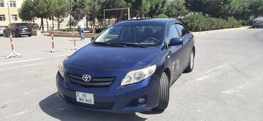 Мототранспорт: Toyota Corolla: 1.6 л | 2010 г. Седан