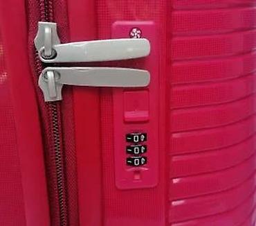 Putni koferi i torbe: Crveni tvrdi kofer na točkiće - Materijal: tvrda plastika (ABS/PC — 11