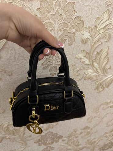 Çantalar: Əl çantası, Dior, Yeni