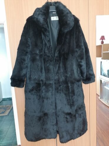 crna jakna sa krznom: L (EU 40), XL (EU 42), Sa postavom, bоја - Crna