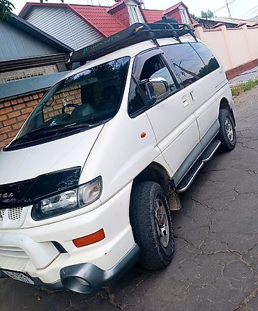 катамаран водный: Mitsubishi Delica: 2003 г., 3 л, Автомат, Бензин, Внедорожник — 1