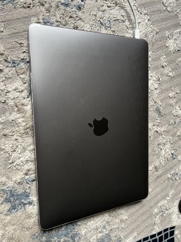 компьютерный процессор: Ноутбук, Apple, 8 ГБ ОЗУ, Apple M1, 13.3 ", Б/у, Для работы, учебы