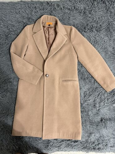 теплый пиджак: Разгрузка гардероба!
Теплое пальто весна-осень в отличном состоянии