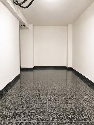 kuba: İcarəyə verilir: 85 m² depo/anbar Yer: - Nizami metrosu yaxınlığı - — 4