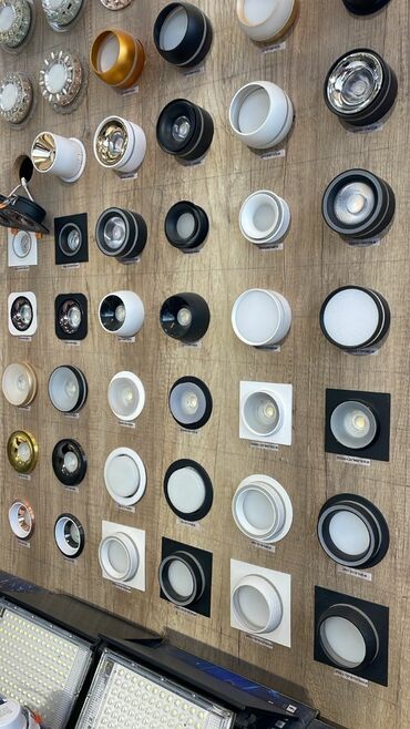 Генераторы: LED spot və səthüstü işıqlandırma korpusları və proyektorlar -