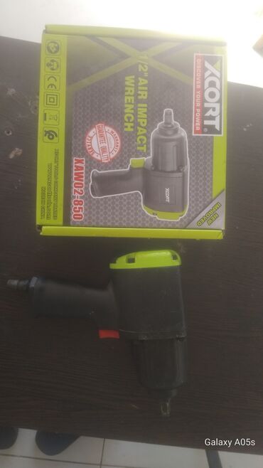 Teker Acmag ucun tapanca