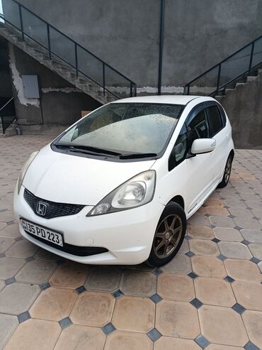 авто с последующим выкупом бишкек фит: Honda Fit: 2007 г., 1.3 л, Автомат, Бензин, Хетчбек